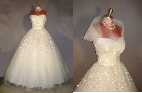 thrift stores wedding dresses