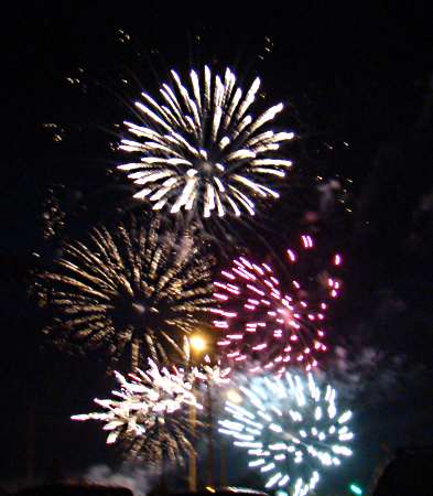 fireworks, explosion, otttawa ks