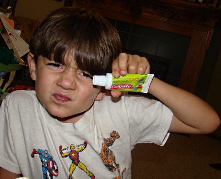 funny kid, toothpaste