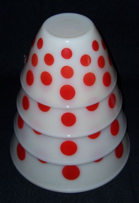 fire king, red polka dot mixing bowls