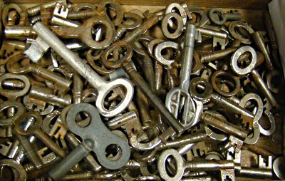 keys, vintage keys, skeleton keys